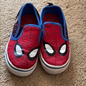 Spider-Man little boy size 10 shoes